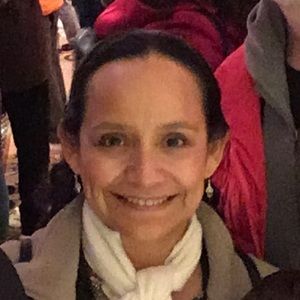 Meet your Posher, Edith